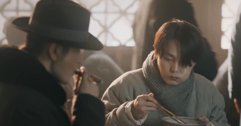 「二奶奶」鬓边:程凤台为何不吃商细蕊给的食物?嫌弃他脏,还是有洁癖?