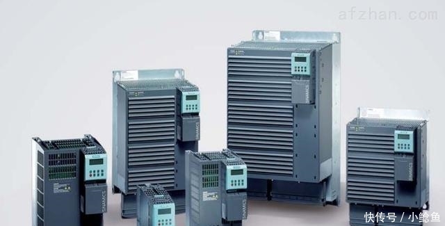 有一种高铁叫空着也不让人坐着, 有一种错爱叫捧杀, 巨额亏损的中