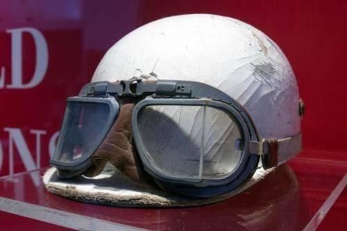 撞鸟返航,美国西南航空再出事故!飞机撞鸟到底