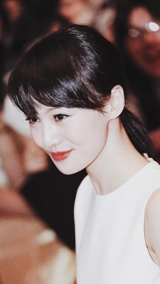 郑爽再次遭抹黑，郑爽爸爸坐不住，发微博澄清！