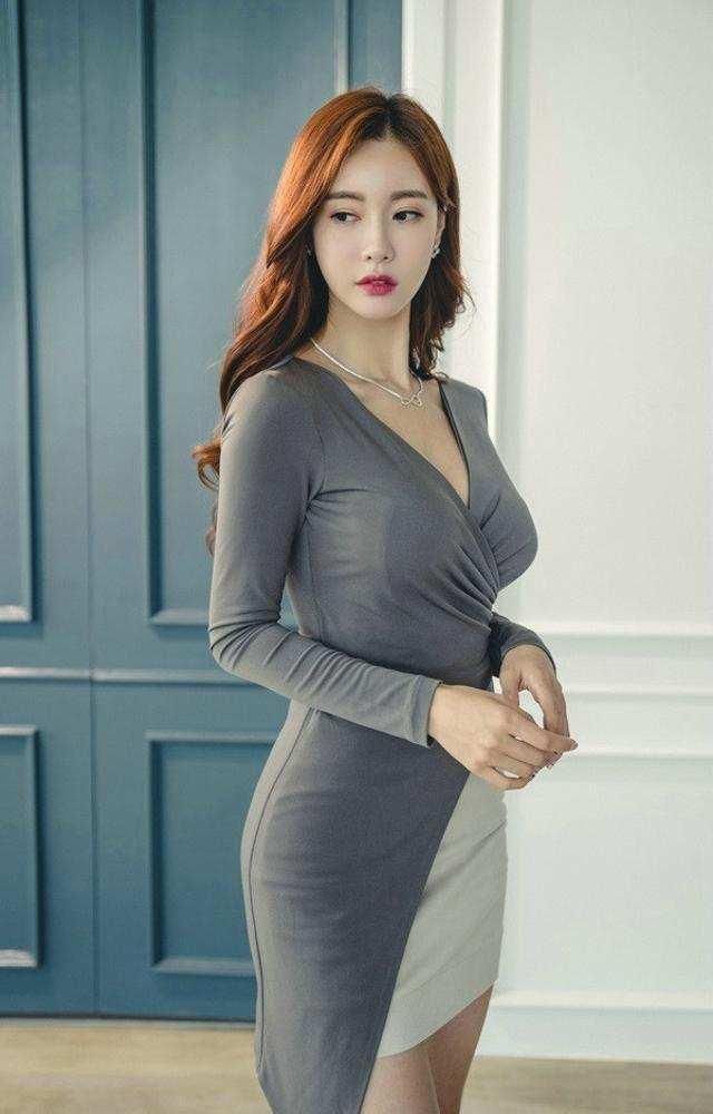 街拍:街头各是各样的时尚小姐姐，看看你喜欢那种风格?