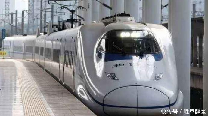  「第一个」中国最“快”高铁！30分钟跑全程，网友：我不是刚上