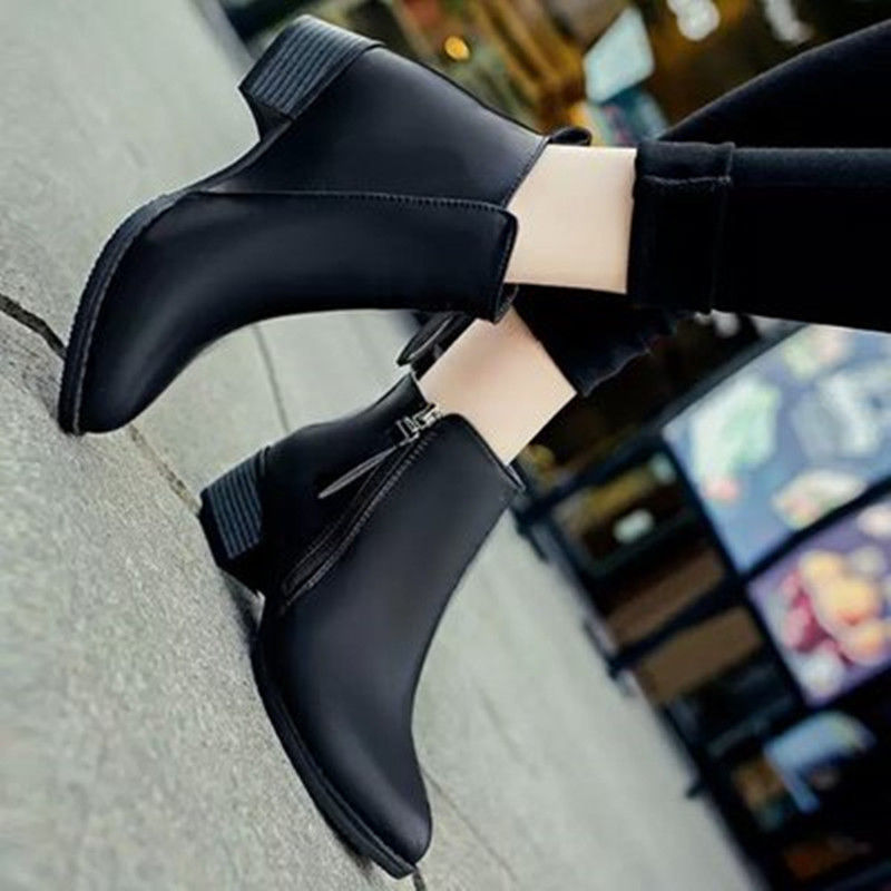 等发了工资，这样的女靴我一定要全买了，上脚高雅回头率贼高