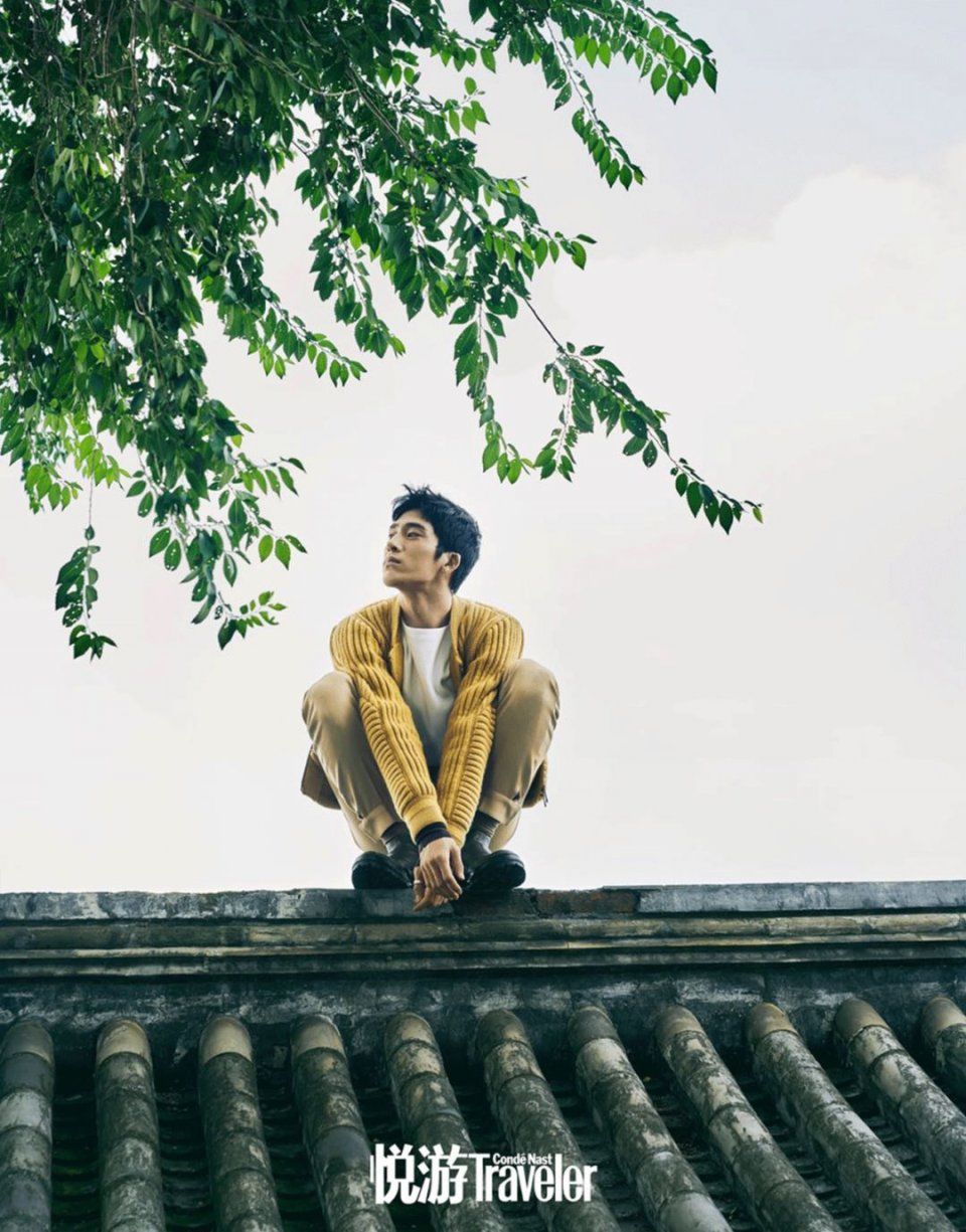 他和你男人一样只穿基本款，为啥他这么时髦?