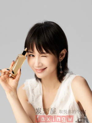 清新甜美瓜子脸发型 轻松打造时尚女神范