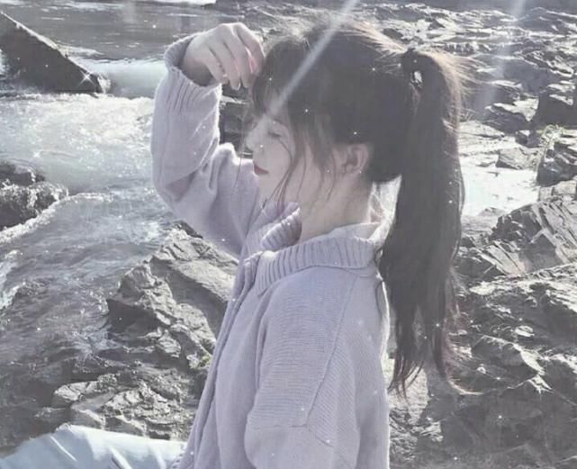  女生|女生脸上有这“3特征”，别再“披头散发”了，扎起来你会更美！