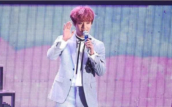 王一博星光大赏粉丝应援