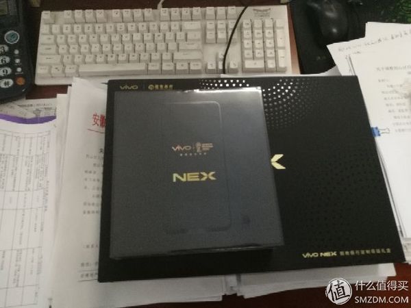 化身厂弟感受蓝厂的怒吼!--招商银行礼盒版vivo nex s手机