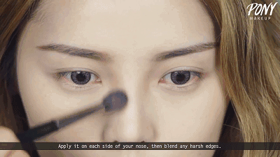 谁说戴眼镜一定丑?杨幂、倪妮的时髦眼镜妆3分钟就学会!