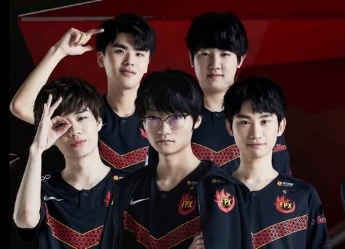  中野联动@IG、RNG、FPX战队接连失利，简单分析老牌强队的败因！
