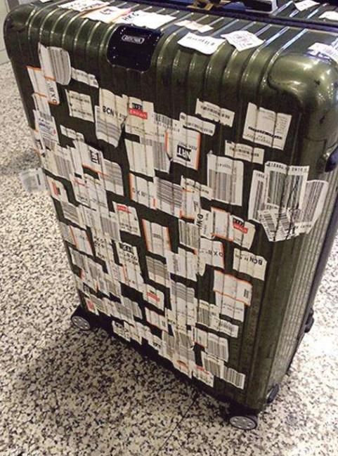 终于知道乘客下飞机后为何不撕行李“标签”了,原来还有这好处,