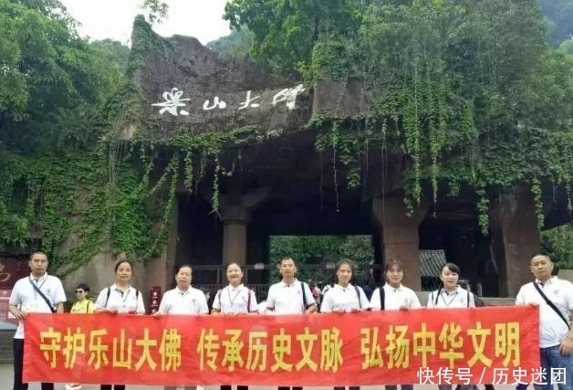 乐山大佛重新归来,一洗之前沧桑,游客:开了盛世美颜吗?
