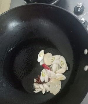  「饭菜」茶树菇炒肉，做法简单，超级好吃，美味可口的下饭菜