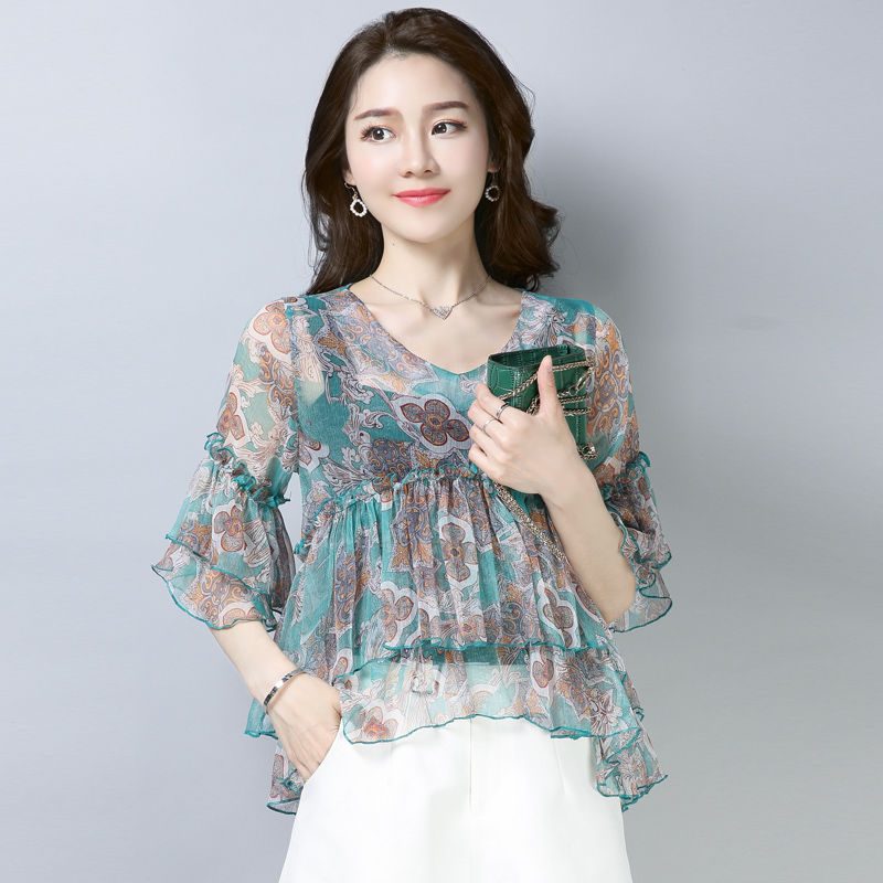 越懒的女人越幸福，看她们穿今年的时尚套装，就知道为什么了