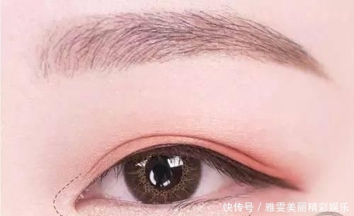 眼妆:新手怎样画一款超美超精致的眼妆?