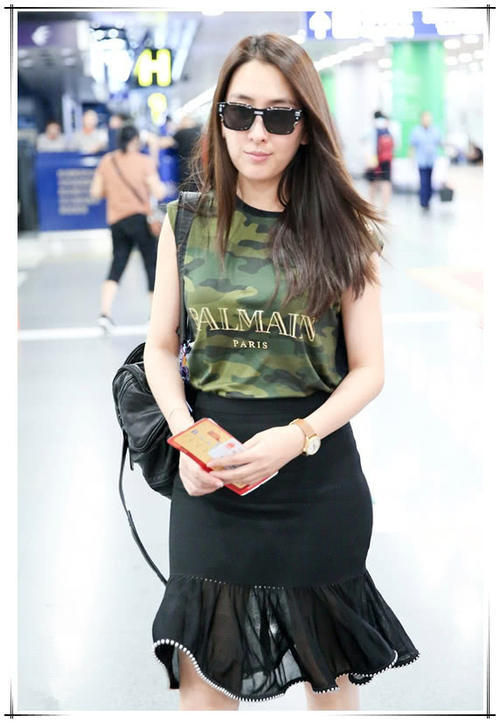 马苏穿鱼尾裙欲秀身材,却被吐槽“上下一样粗”,网友:不如不穿