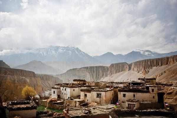 喜马拉雅山藏着一个存在了600年的神秘王国，几百年无人知悉