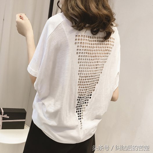 一饱眼福!丰满的女人这样穿“流氓衫”，完美无缺，性感十足