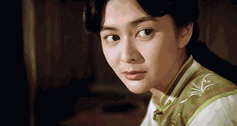 56岁关之琳真会穿!超短发吊带裙真显嫩 网友:不愧是逆龄美人