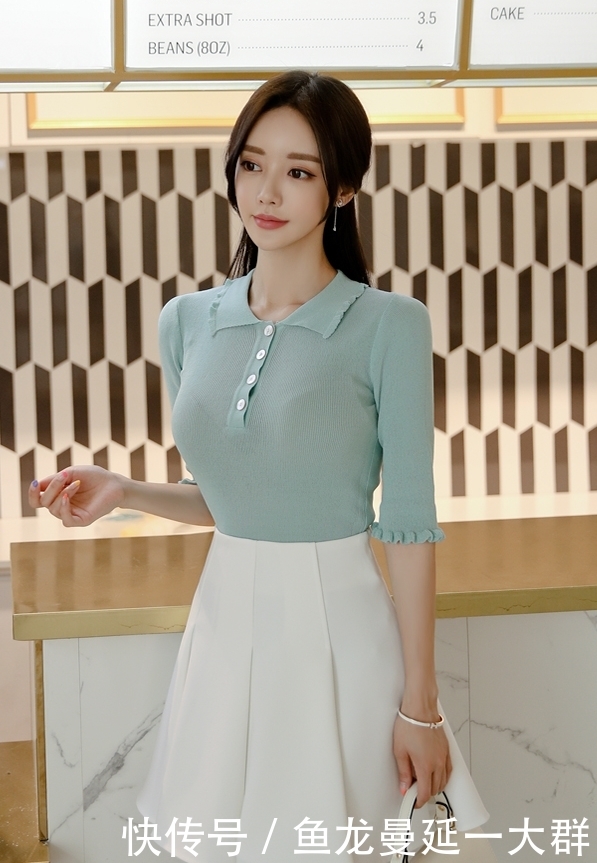 『春天』翠绿色短袖配白色百褶裙,马卡龙式配色,做甜美的小仙女