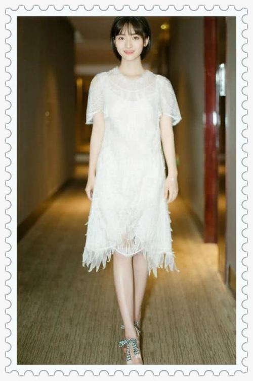 沈月减肥成功了？大象腿秒变筷子腿，网友：未修图的腿才接地气