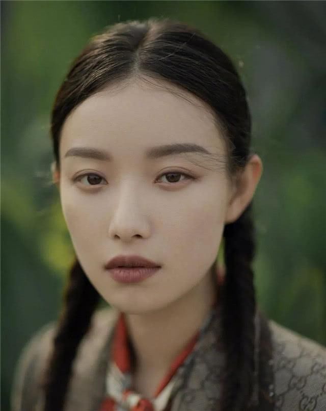  『女生』脸上有这3个特征的女生，属于难得的“高级脸”，中1个颜值都不低