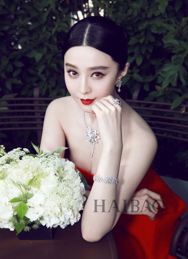 佟丽娅旧照曝光!原来她和大S一样曾经是黑肉底?连女明星遇上黝黑