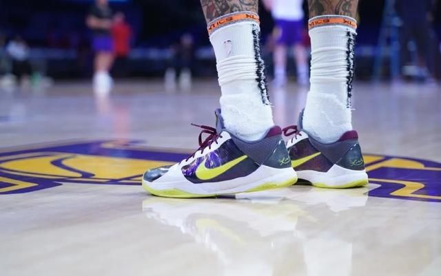 『球鞋』NBA球员上脚:塔图姆穿新配色AJ34,安东尼也有专属配色了