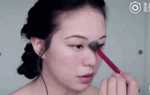 美人计｜爆痘时期这样上底妆，效果跟磨皮一样