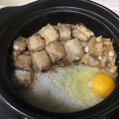  【玉米】广式蒜香排骨焗煲仔饭