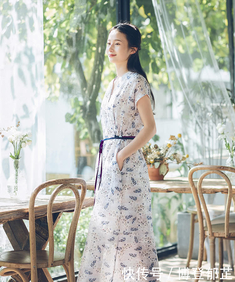 『摄影』舒服耐看的苎麻连衣裙，让你穿出知性优雅，为你摄影简约风尚