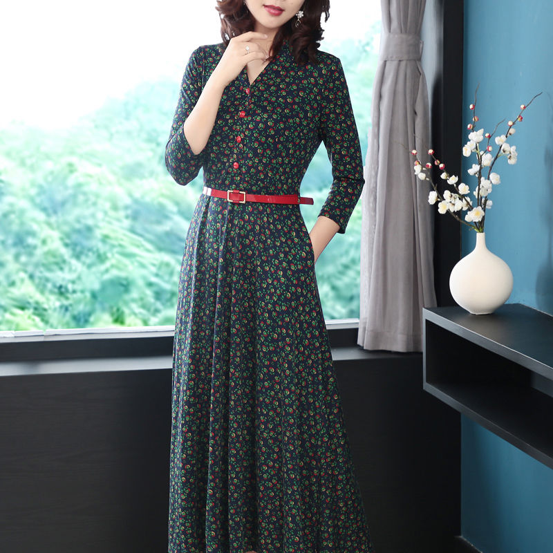 2018年妈妈都想穿的几款秋装连衣裙，穿着年轻又有活力