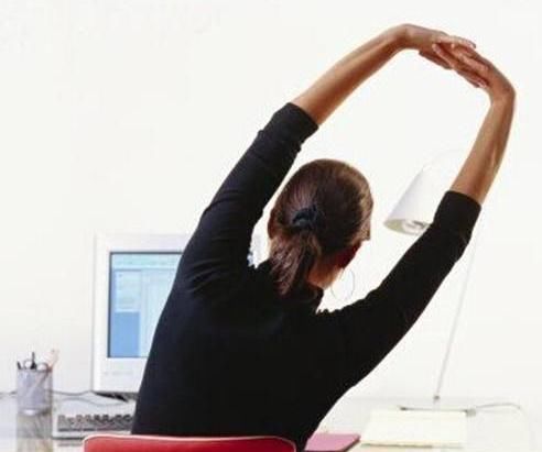 腰椎间盘突出,这几种实用方法,用过都说好,现在