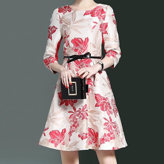 我的天!老婆不穿裤子更美了，直接穿这种裙子出门，美不胜收