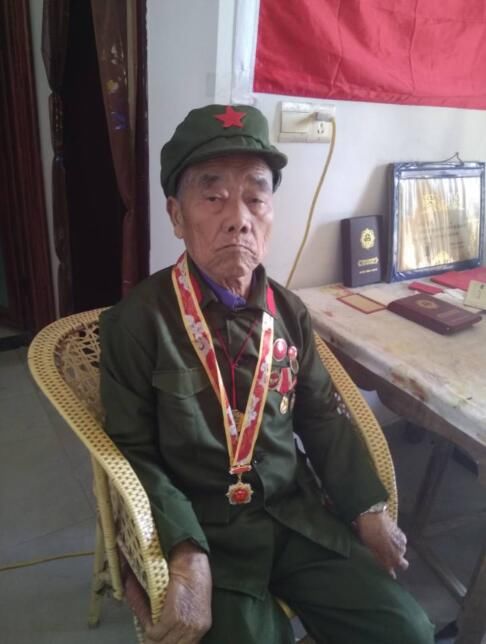  上饶市：抗美援朝老兵郏海发：志在千里的老骥