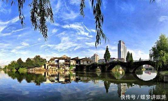 山东迎来青岛地铁8号线，途经5个行政区，缓解多地交通压力