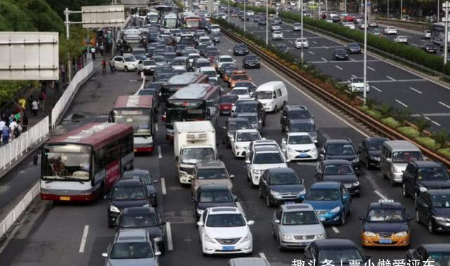  【高速】汽车上高速的时候，是用内循环还是外循环？老司机告诉