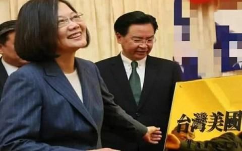  「选择不冲」台湾横冲乱撞做肉砧，台湾人还有选择权吗？