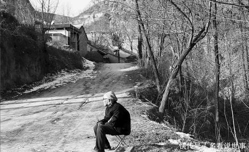  建房■90后都不愿意回农村, 建房还有必要吗 专家： 还有三个决