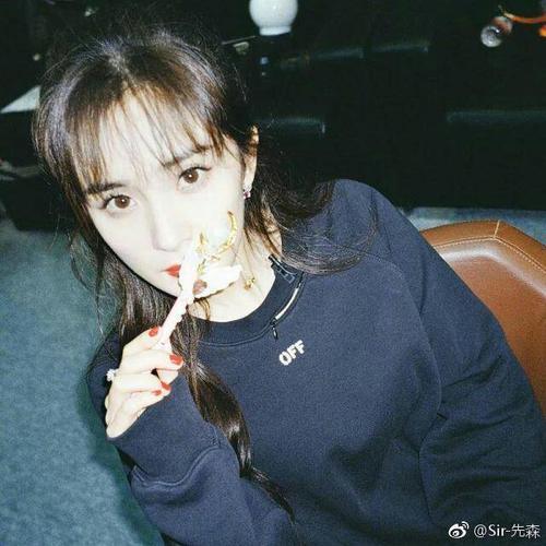 刘海这个发型最斩男，一招瘦脸必杀技大家学会了吗？