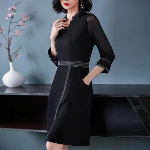 大热天老穿棉麻衫就土了，试试看这小黑裙，一件上身不高级都难