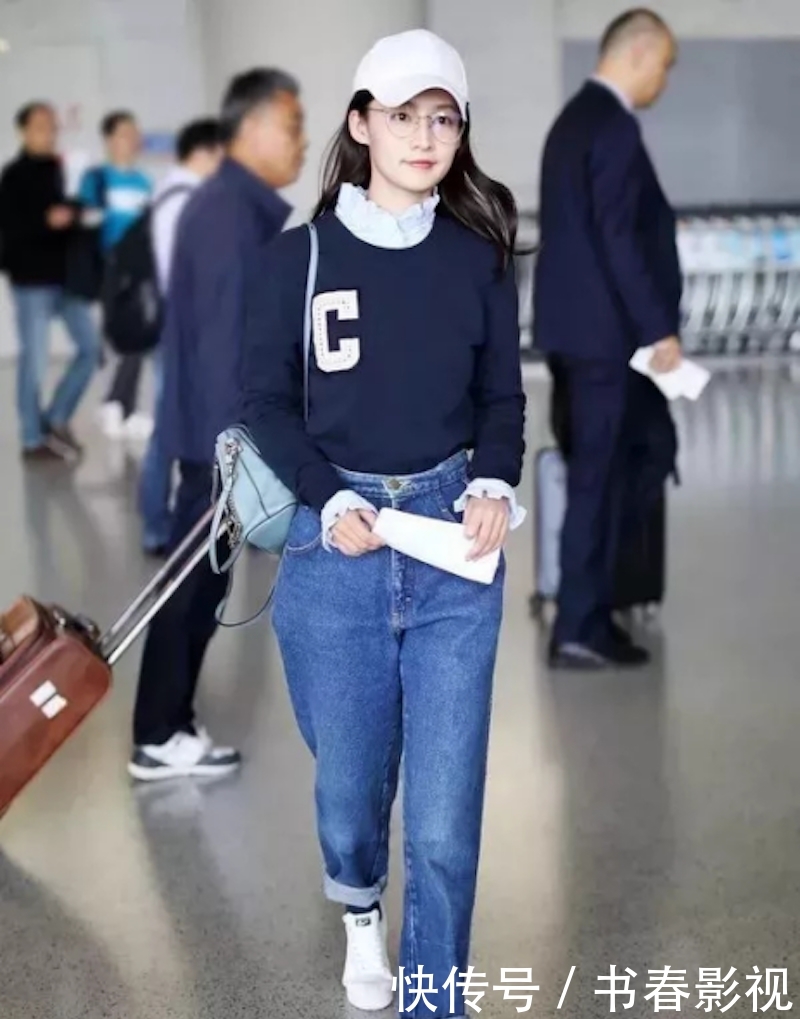 「衣服穿」来不及买新衣服?今年春季学会两件叠穿,旧衣服也能翻出新花样