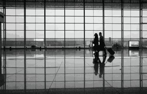  [大厅]为什么火车站大厅要建几十米高？到底有什么作用呢？看完