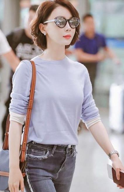 33岁杨幂与41岁陈数同穿牛仔裤 网友：终于明白什么叫气质了