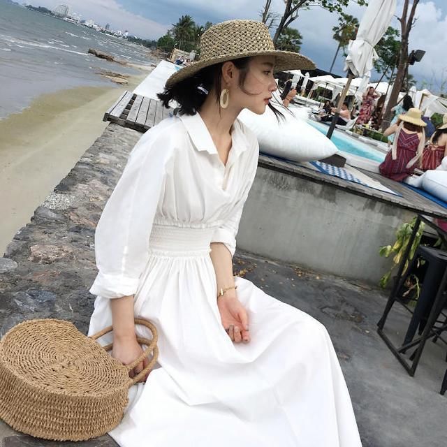 夏日里，怎么能没有一条迷人的连衣裙？