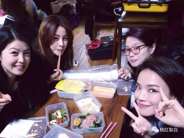 袁姗姗发声明否认催吐，更有嫌疑分明是喜欢狂晒美食摆拍的舒淇啊