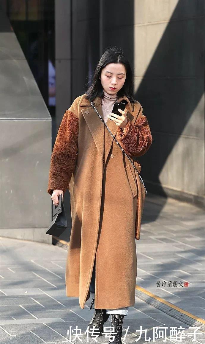 『呢子大衣搭配』街拍:就是一件呢子大衣,她们也能穿得很美