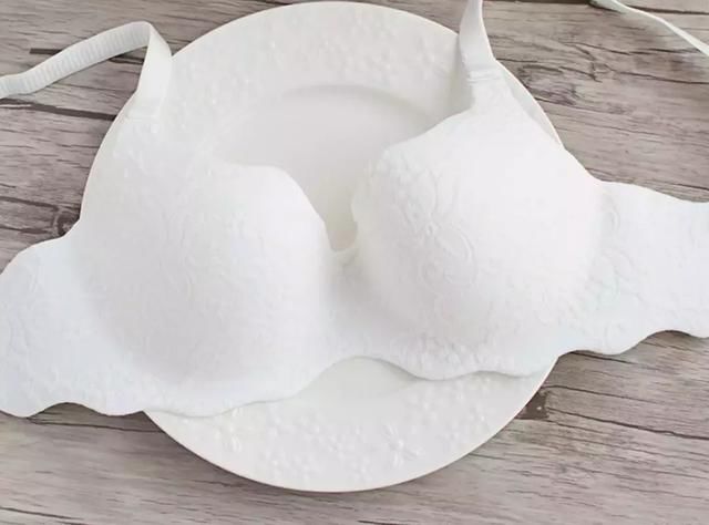 大胸平胸都能穿！终于找到这家超好看的内衣店了！