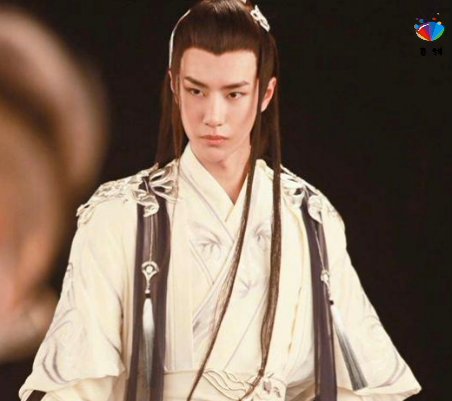  『出演』继《陈情令》之后, 王一博又一新剧上演, 造型堪比王者