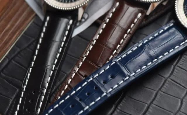  『采用』原单厂百年灵航空计时1系列瑞士机芯腕表A17326211C1P4